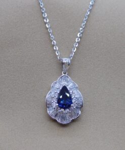 Sapphire pendant
